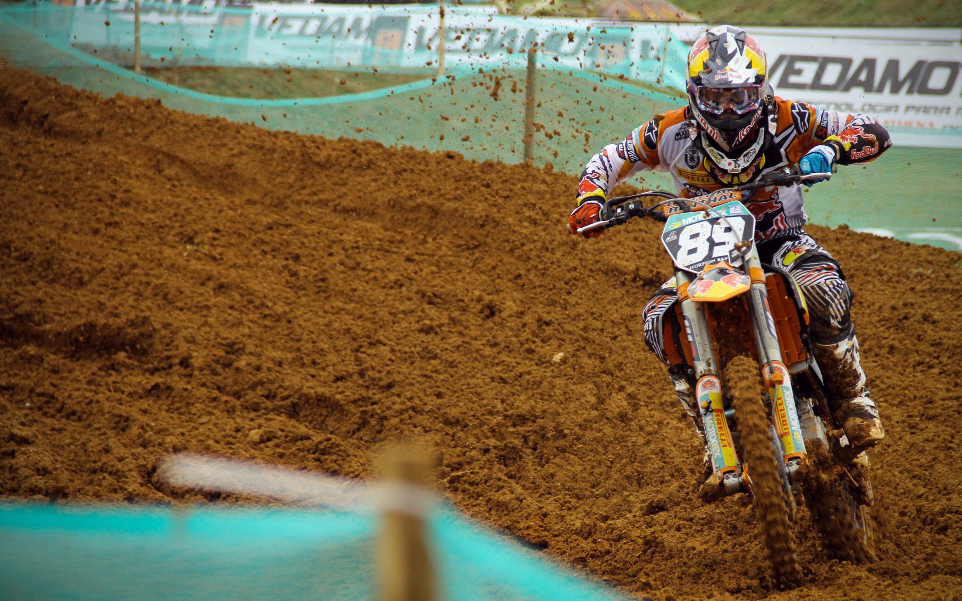 年度焦点之战之夜,贝林厄姆展现巨星价值