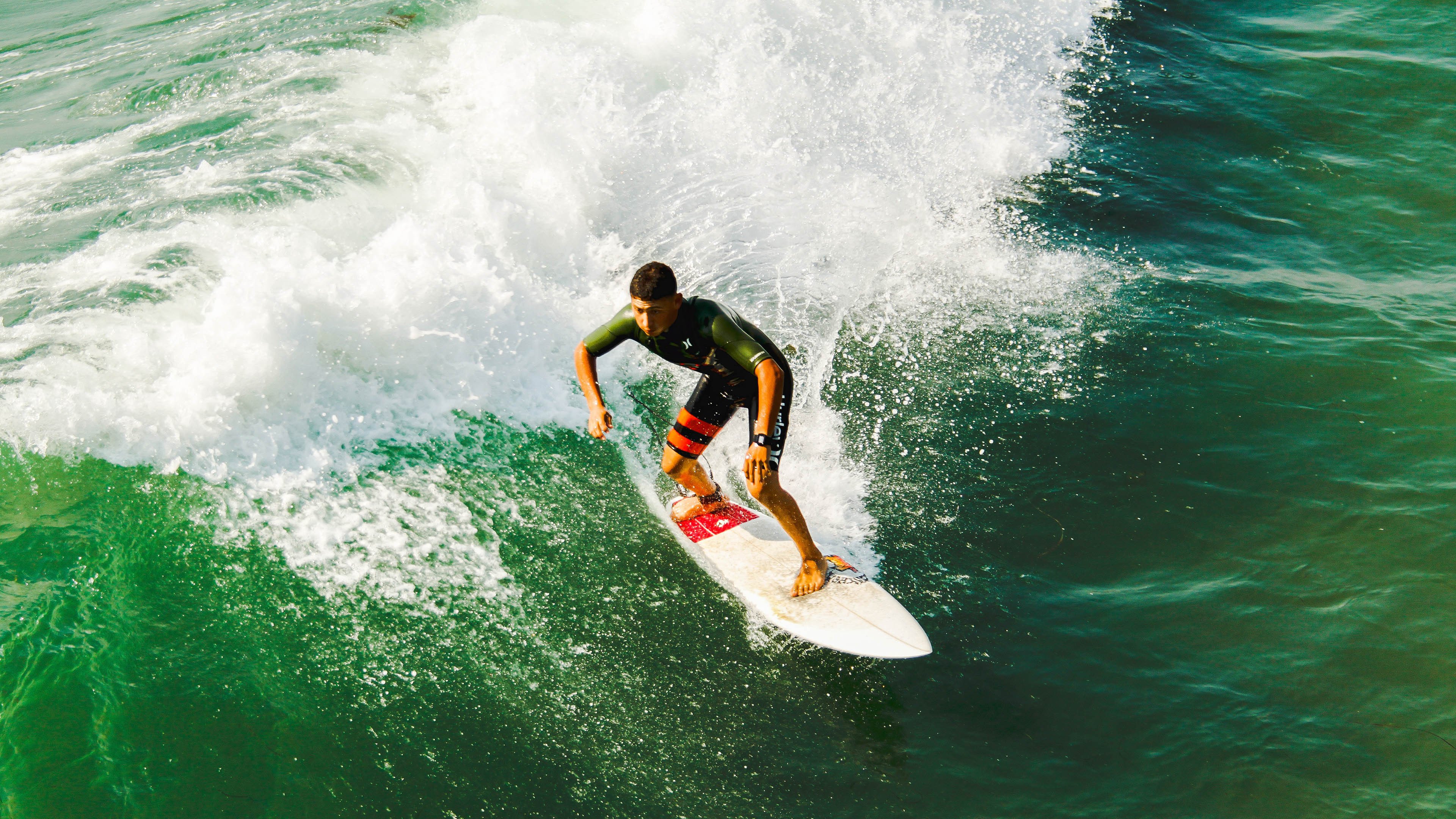 东决关键战之夜,梅西成为全场焦点