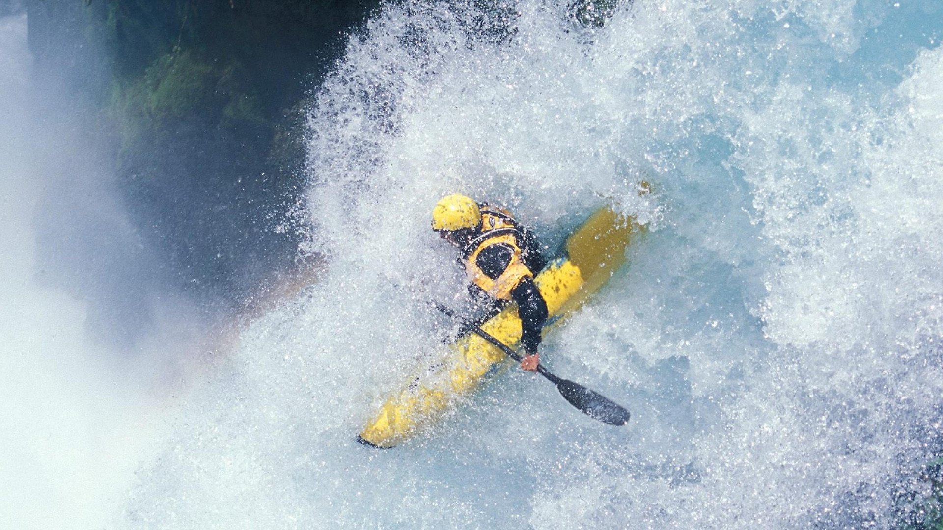 F1年度争冠之夜，布伦森存在感拉满，当赛道与球场共享同一种英雄叙事