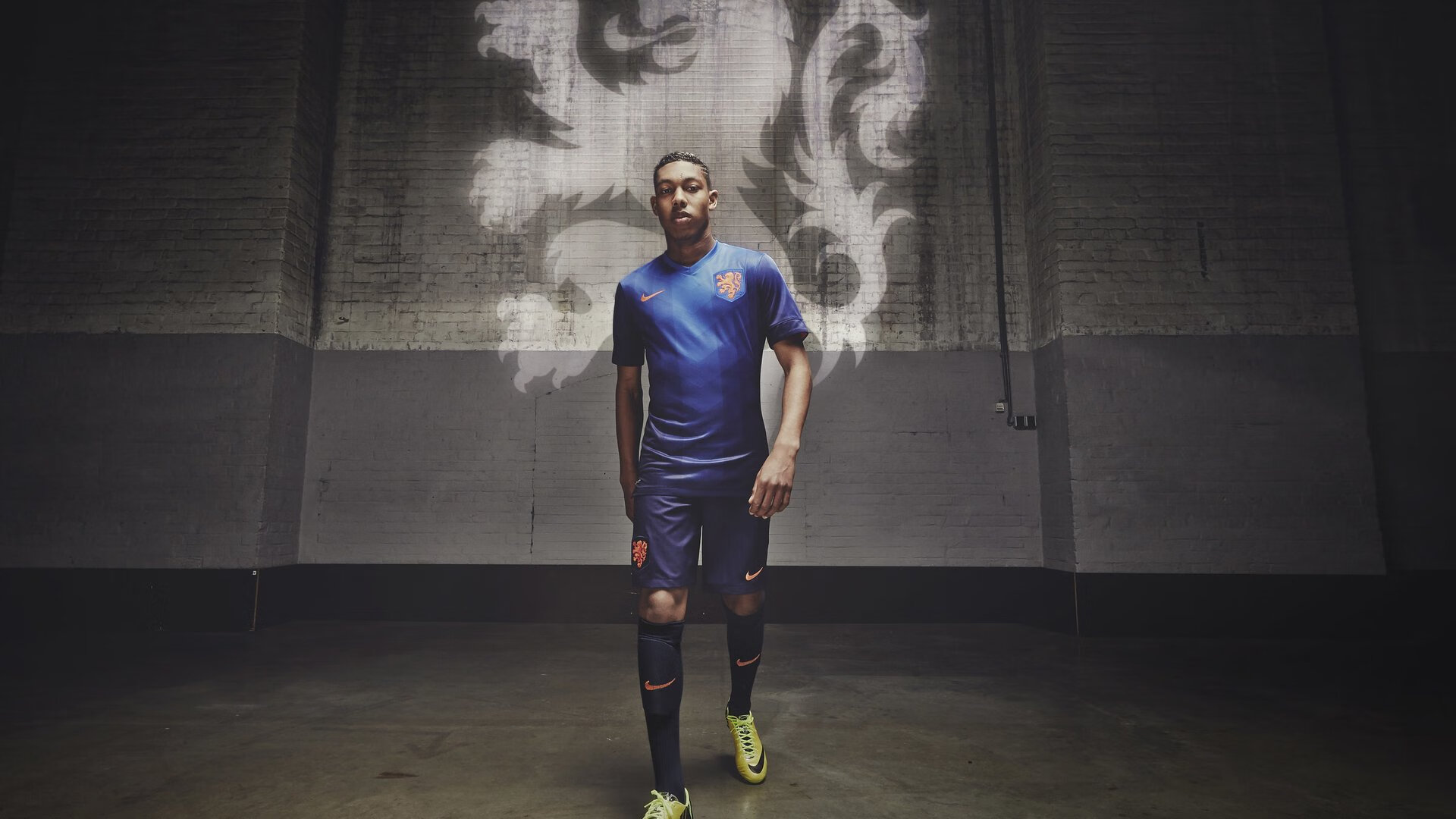 罗马对阵中国,福登贡献制胜表现,一场跨越时空的足球对话